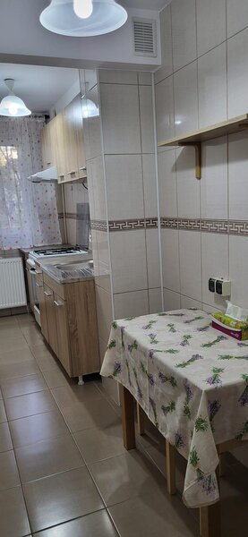 Lacul Tei, Maica Domnului, Domino, Parcul Circului