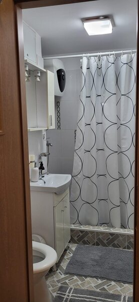 Lacul Tei, Maica Domnului, Domino, Parcul Circului